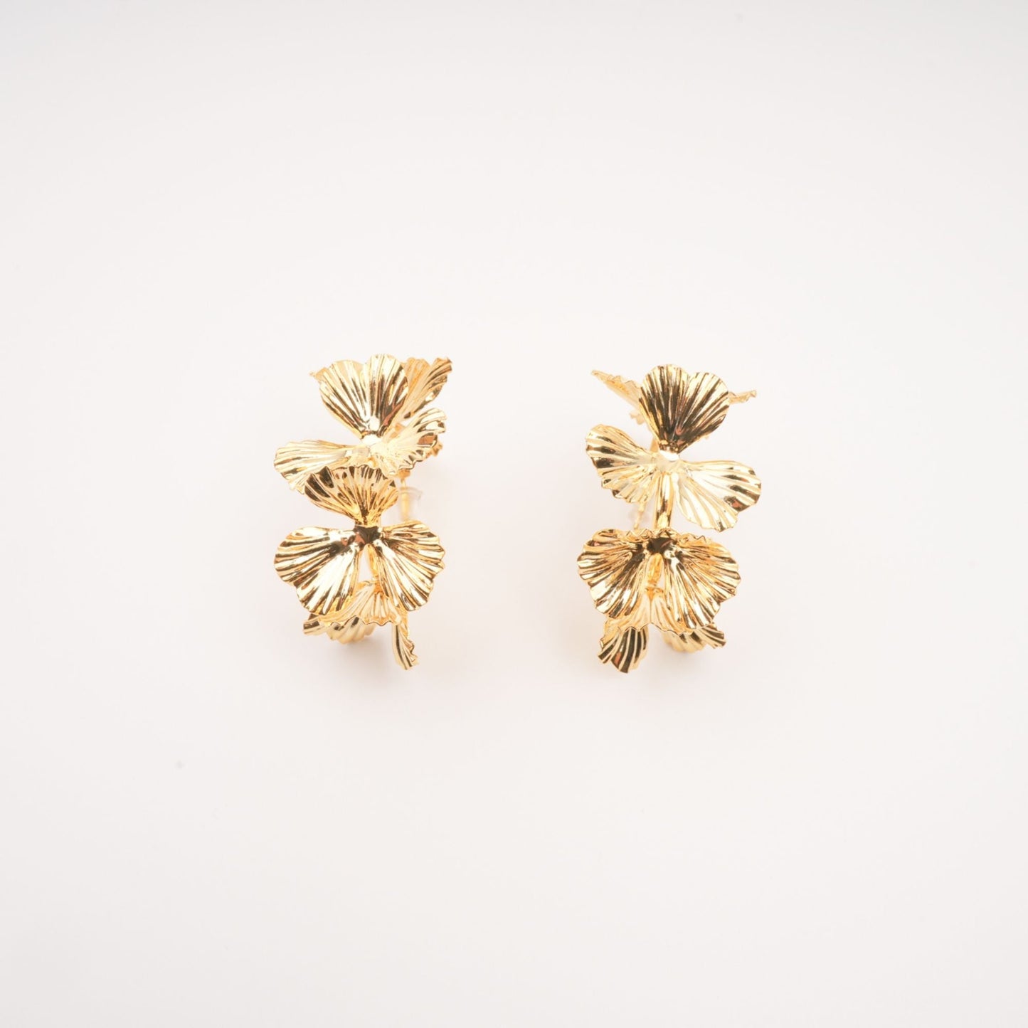 Lola faux-flower gold earrings