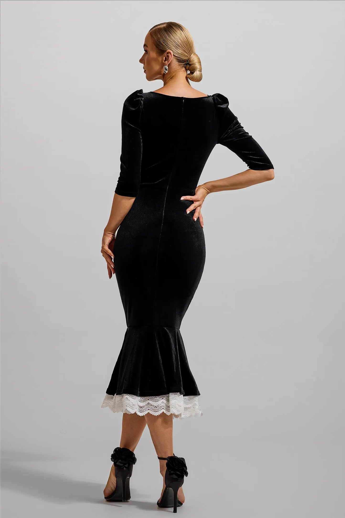 Solid Velvet Lace Sweetheart Neck Midi Dress